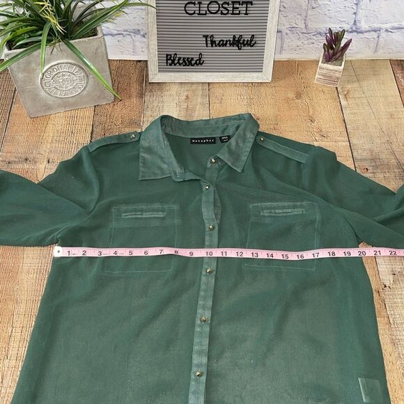 METAPHOR hunter Green Sheer Tab Sleeve Button Front Blouse - Picture 11 of 13